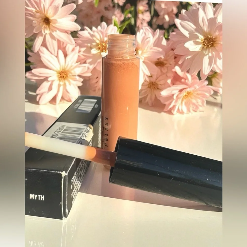 MAC MYTH LIPGLASS. NEW IN BOX.